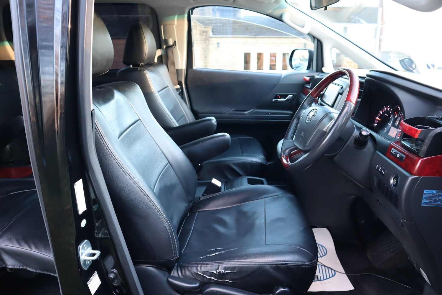 Used Toyota Vellfire 2010 for sale - 77241148: Photo 9