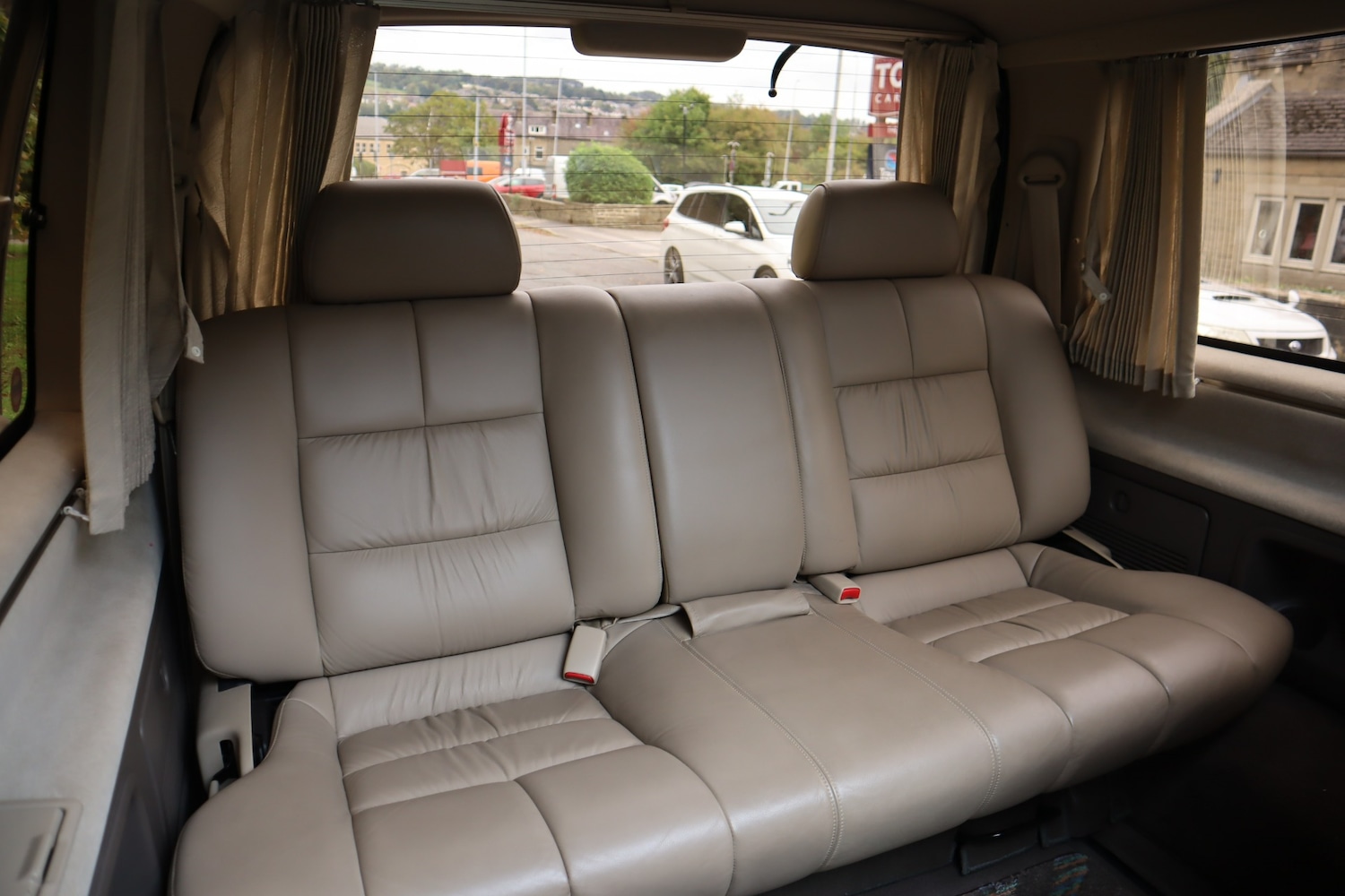 Used Toyota HiAce 2001 for sale - 76108325: Photo 11