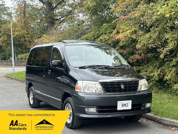 Used Toyota HiAce 2001 for sale - 76108325: Photo 1