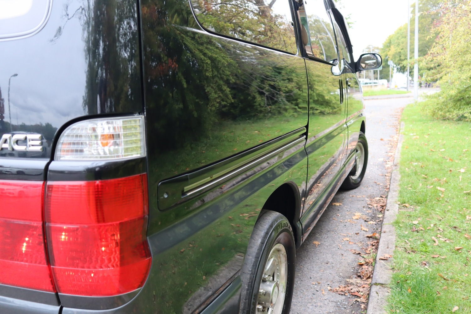 Used Toyota HiAce 2001 for sale - 76108325: Photo 27