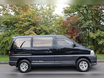 Used Toyota HiAce 2001 for sale - 76108325: Photo