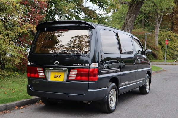 Used Toyota HiAce 2001 for sale - 76108325: Photo 3