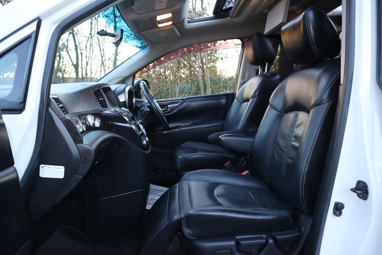 Used Nissan Elgrand 2011 for sale - 77897913: Photo 13