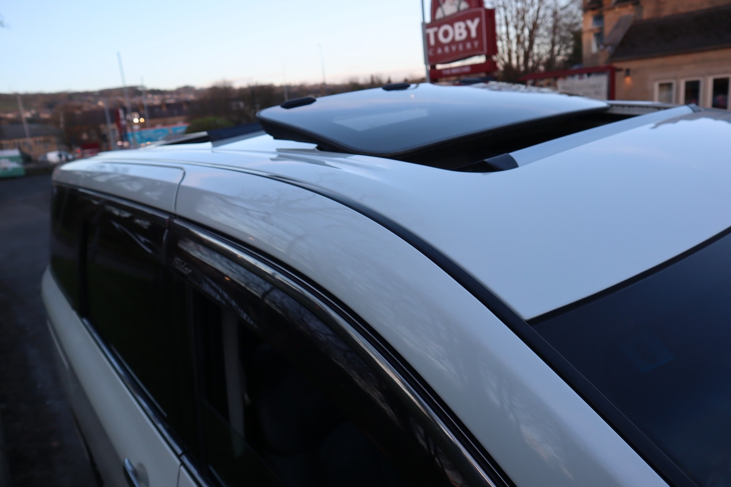 Used Nissan Elgrand 2011 for sale - 77897913: Photo 25