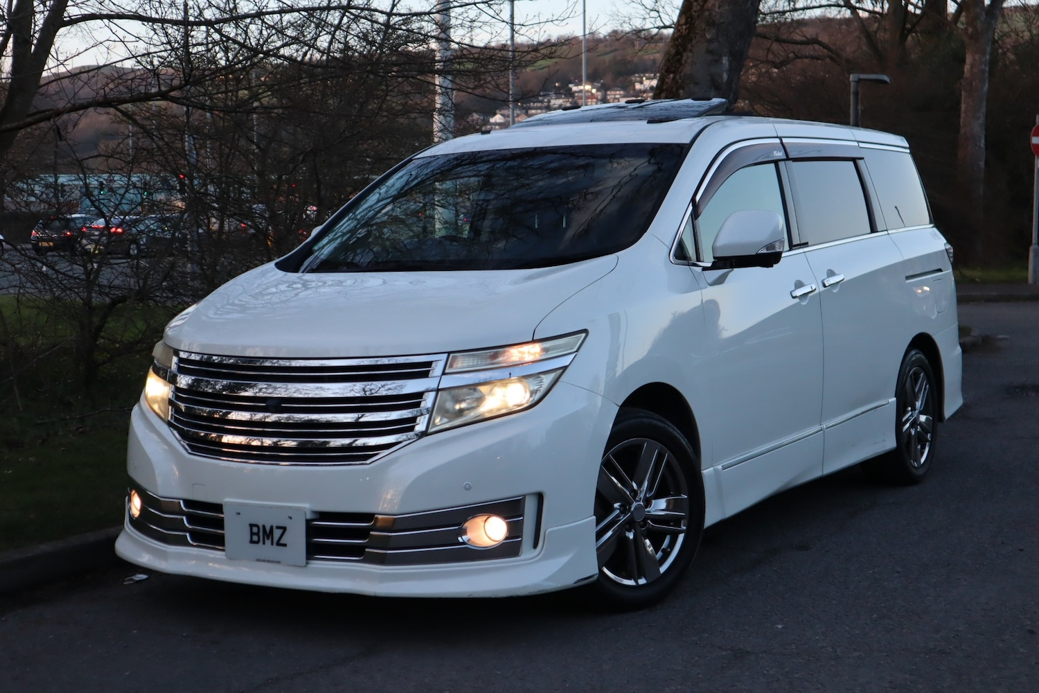 Used Nissan Elgrand 2011 for sale - 77897913: Photo 27