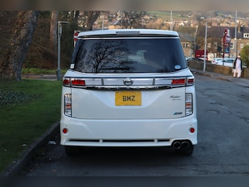 Used Nissan Elgrand 2011 for sale - 77897913: Photo