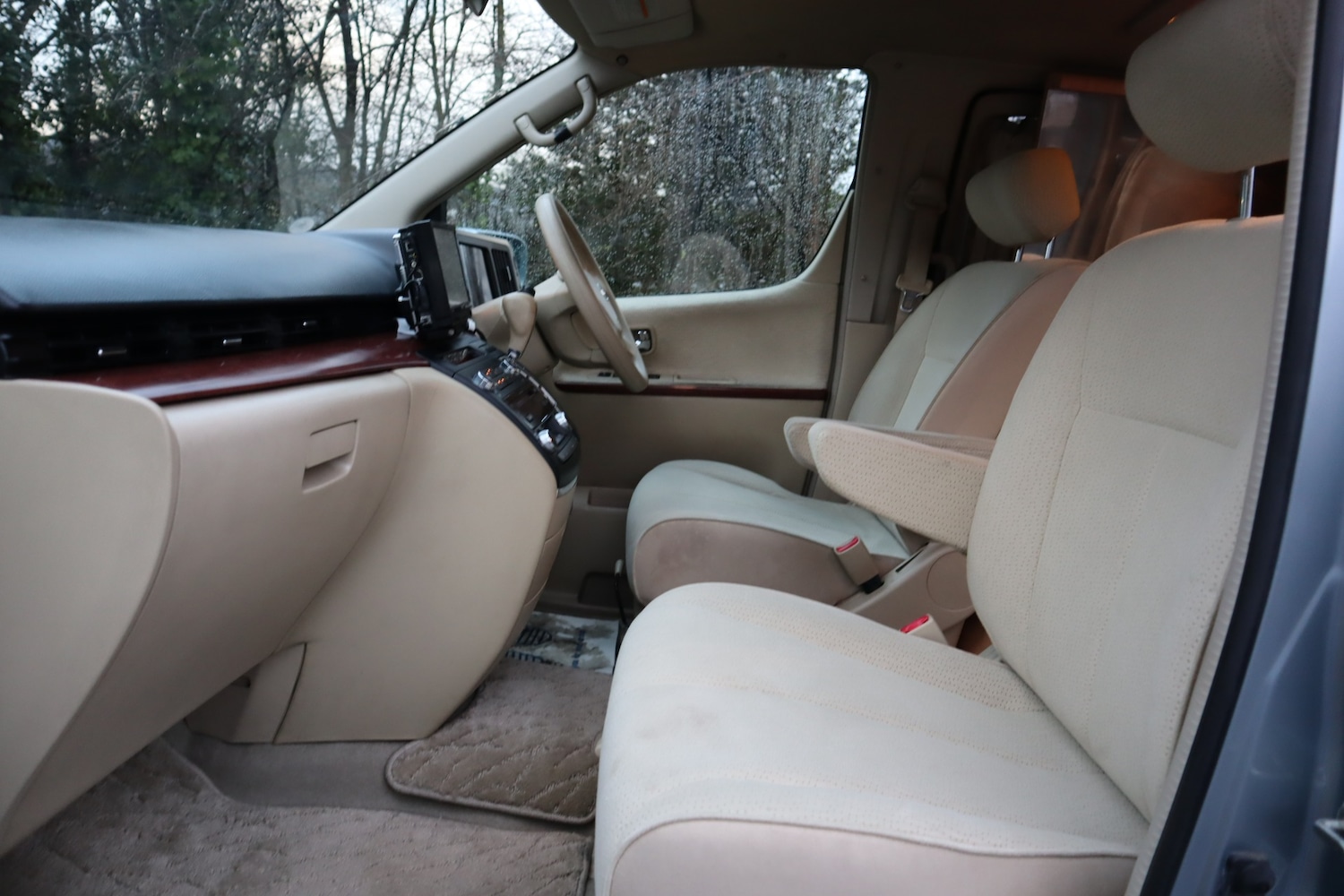 Used Nissan Elgrand 2006 for sale - 77175981: Photo 10