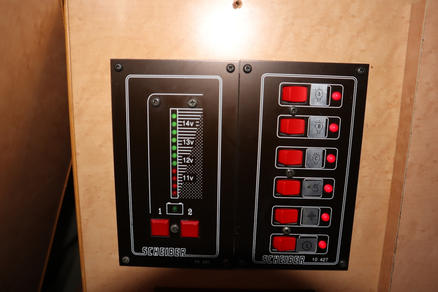 Used Nissan Elgrand 2006 for sale - 77175981: Photo 21