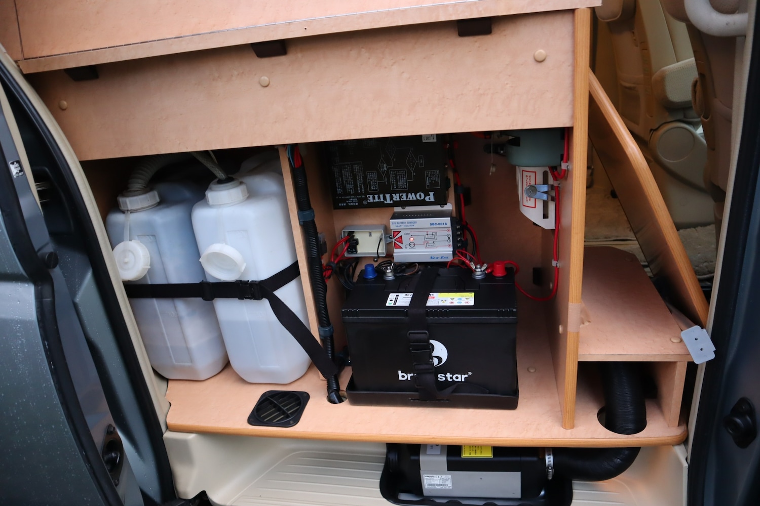 Used Nissan Elgrand 2006 for sale - 77175981: Photo 29