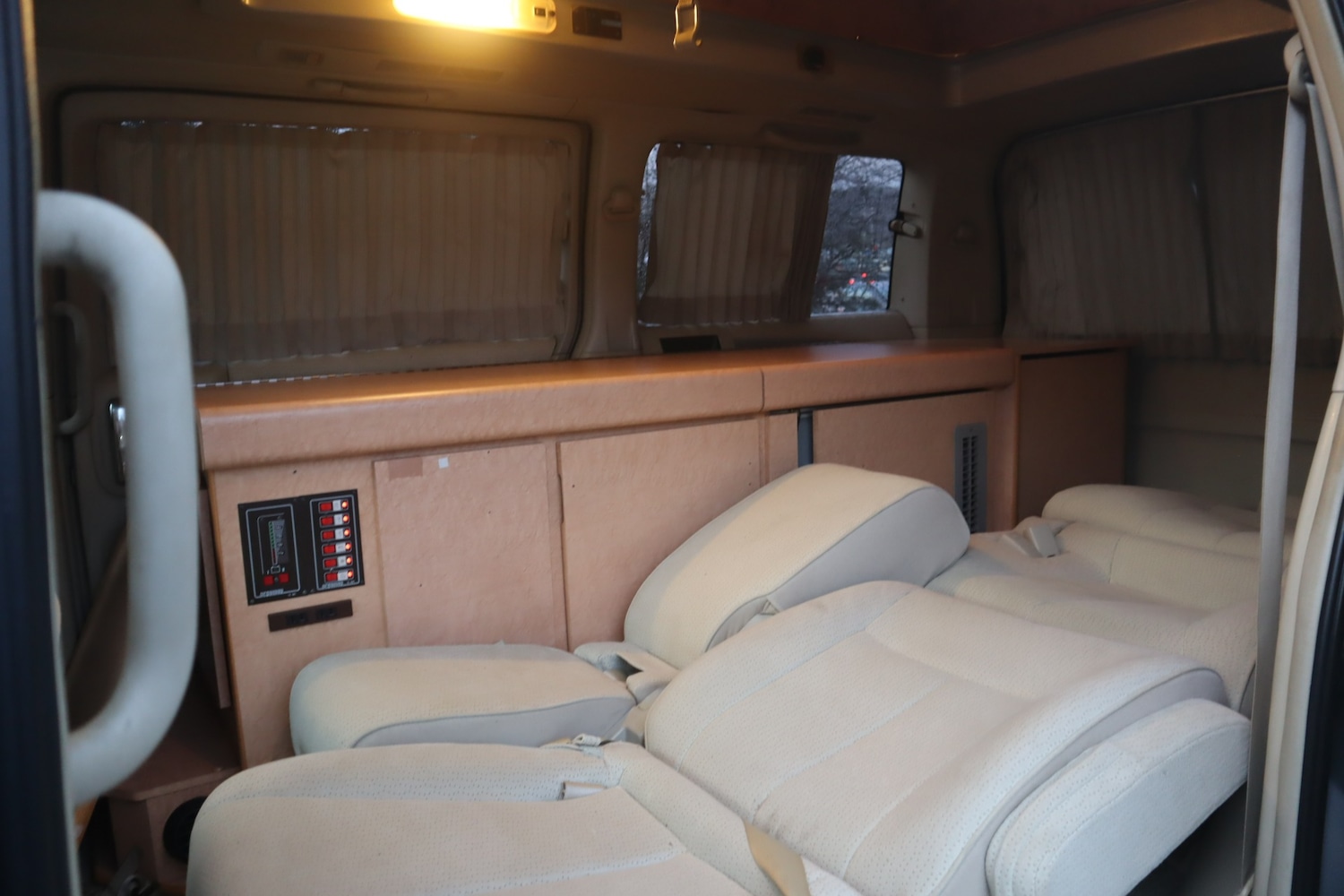 Used Nissan Elgrand 2006 for sale - 77175981: Photo 31