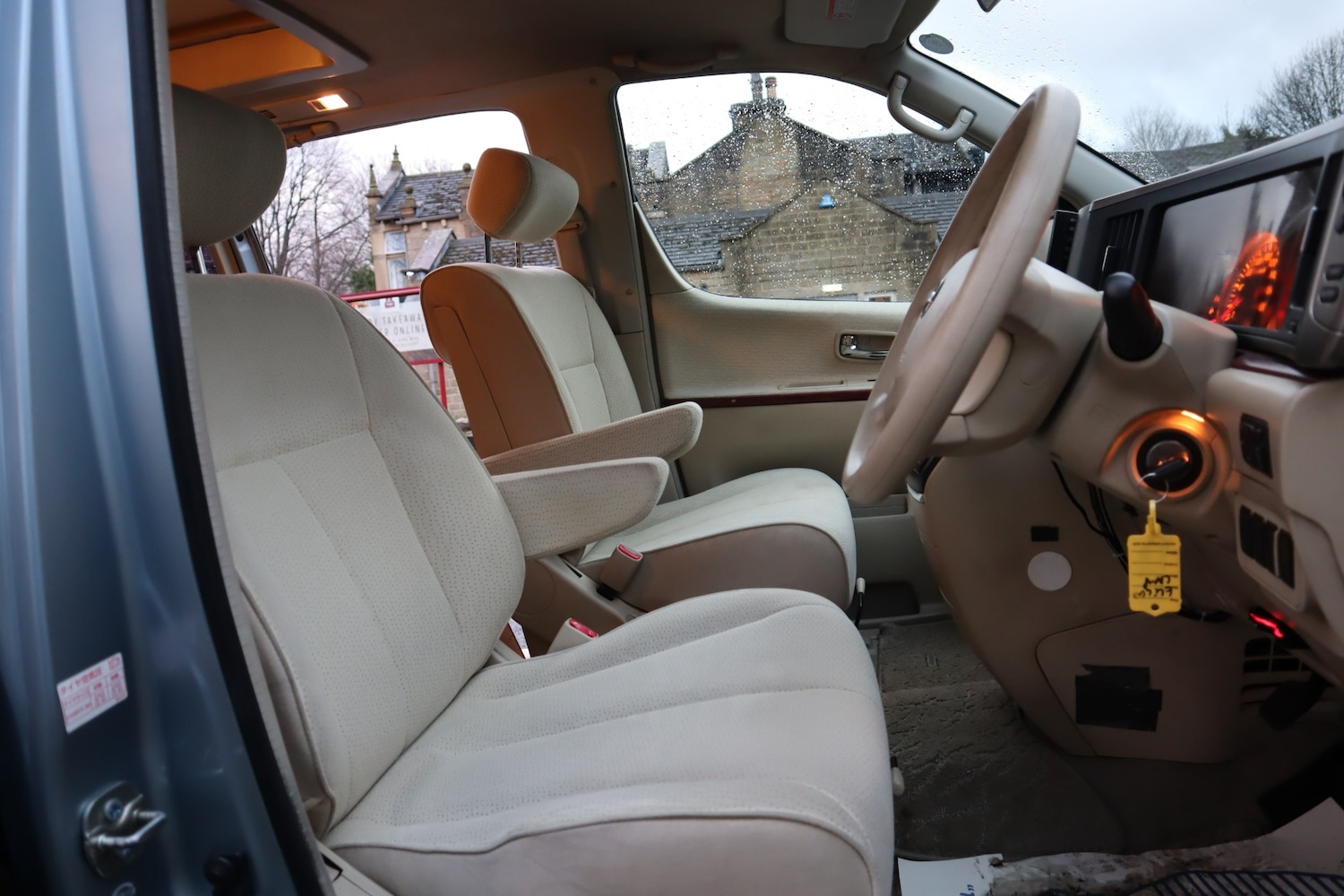 Used Nissan Elgrand 2006 for sale - 77175981: Photo 9