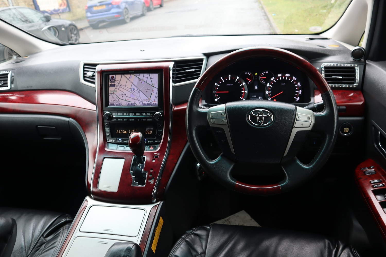 Used Toyota Vellfire 2008 for sale - 77637142: Photo 15