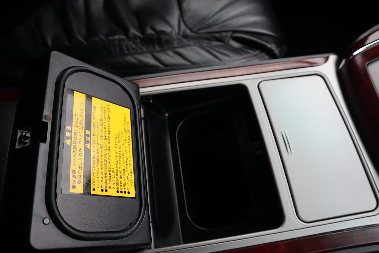 Used Toyota Vellfire 2008 for sale - 77637142: Photo 19