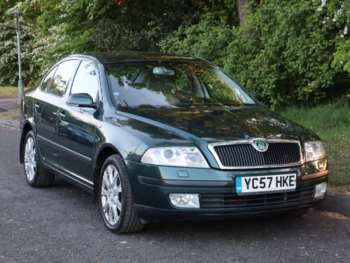 2007 (57) - 2.0 TDI PD Laurin + Klement 5dr DSG