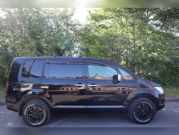 Used Mitsubishi Delica undefined for sale - 79000136: Photo