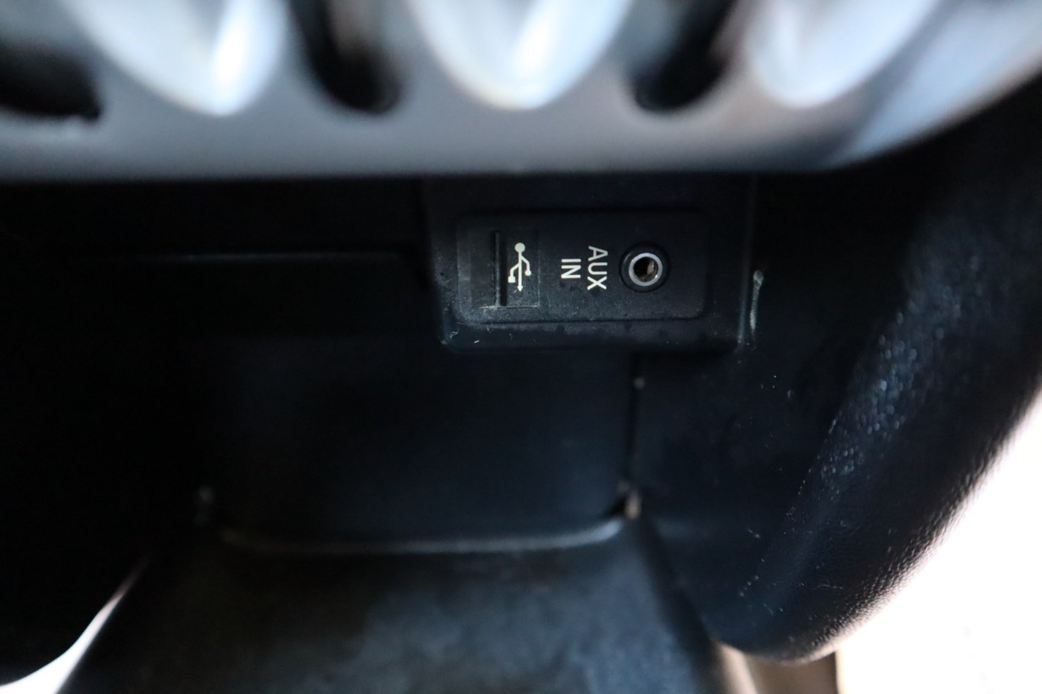 MINI Hatch 2010 (10) - 1.6 One 3dr - Image 18