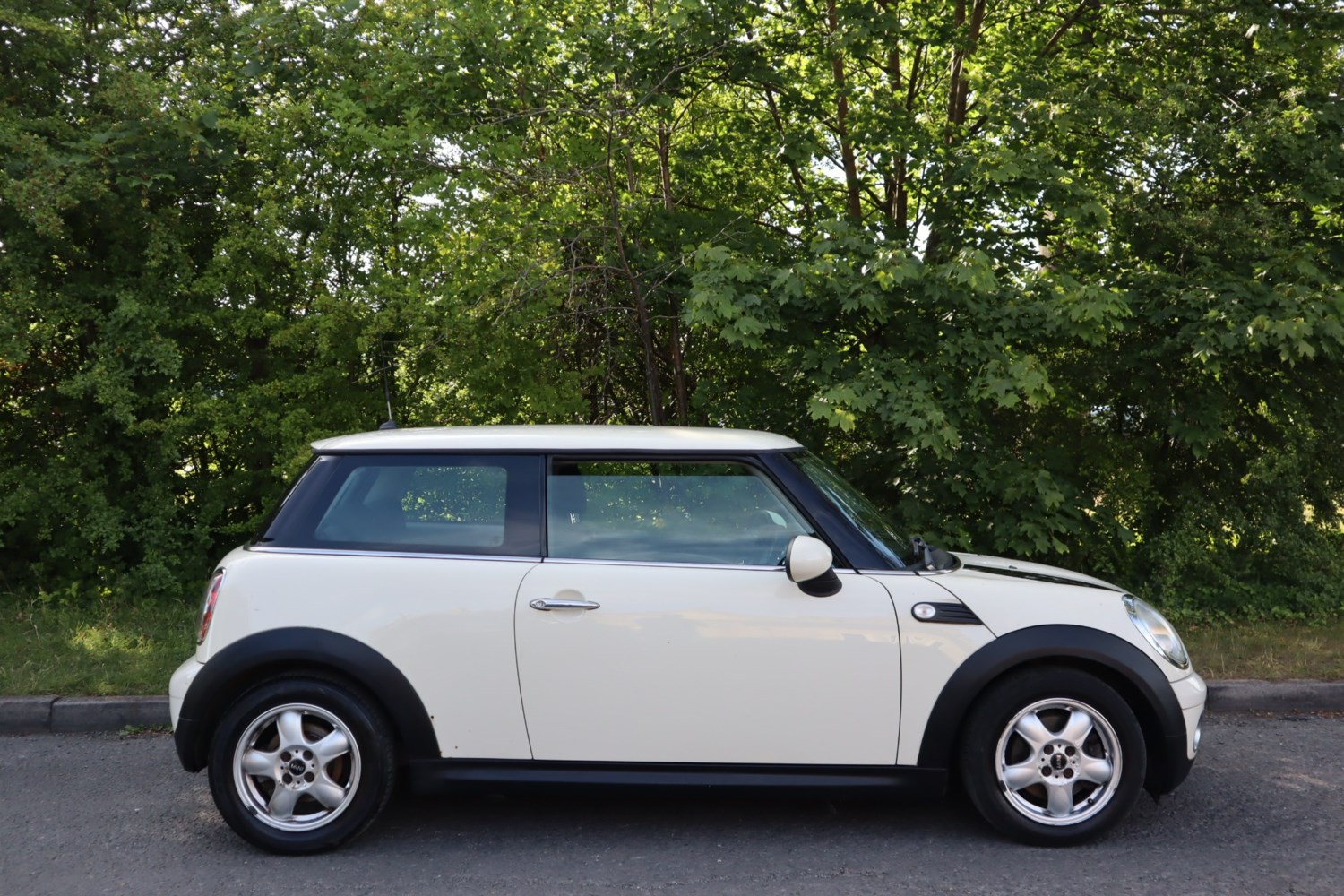 MINI Hatch 2010 (10) - 1.6 One 3dr - Image 2