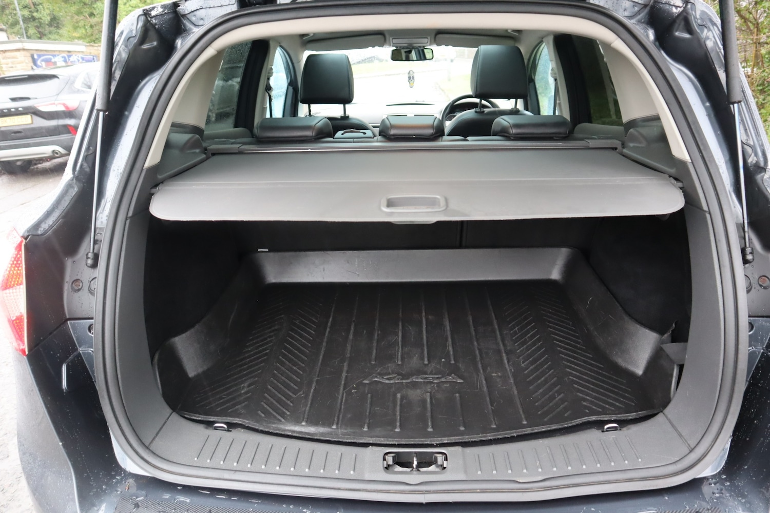 Used Ford Kuga 2010 for sale - 77278459: Photo 13