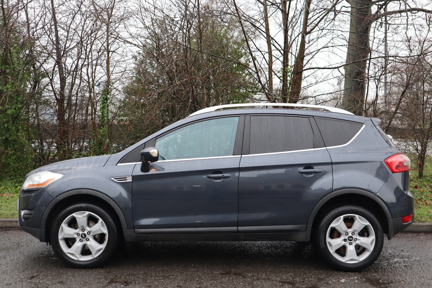Used Ford Kuga 2010 for sale - 77278459: Photo 6