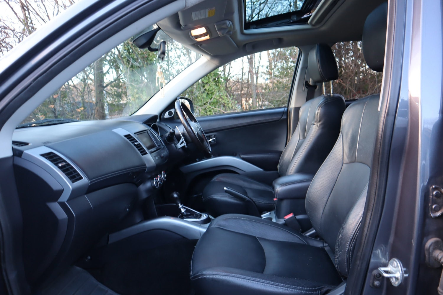 Used Mitsubishi Outlander 2012 for sale - 76700546: Photo 13