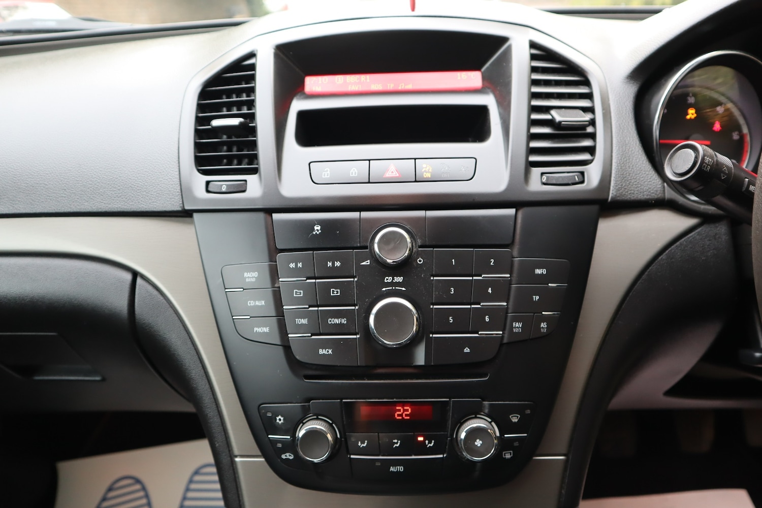 Used Vauxhall Insignia 2009 for sale - 76109836: Photo 16