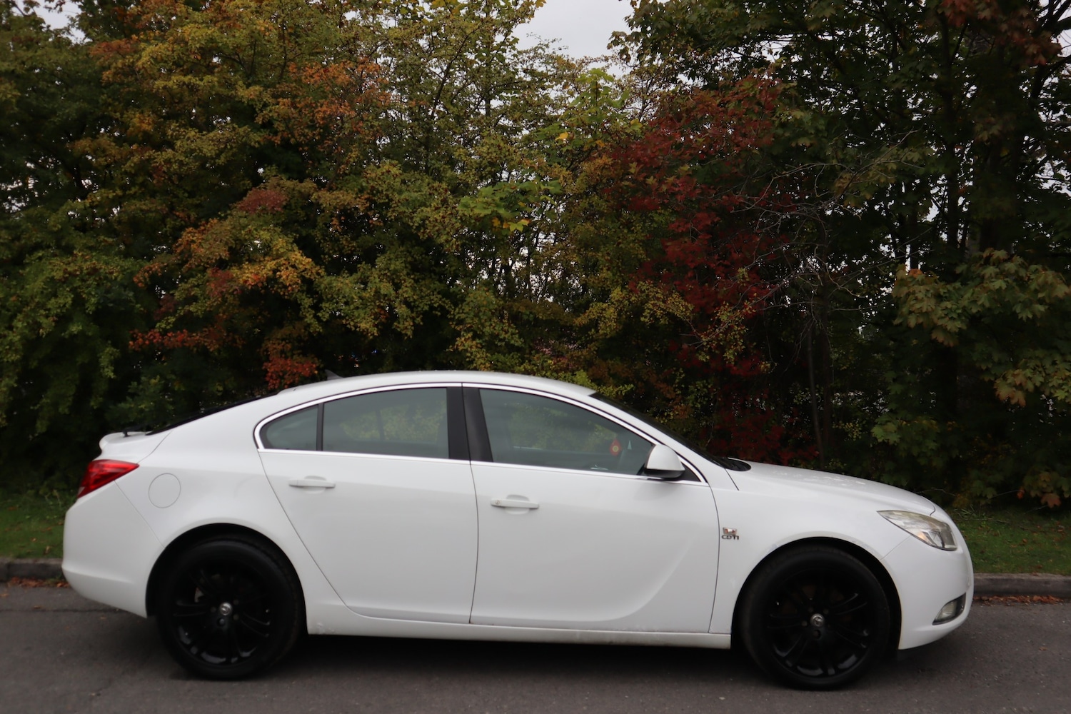 Used Vauxhall Insignia 2009 for sale - 76109836: Photo 2