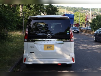 Used Nissan Serena 2019 for sale - 79000424: Photo