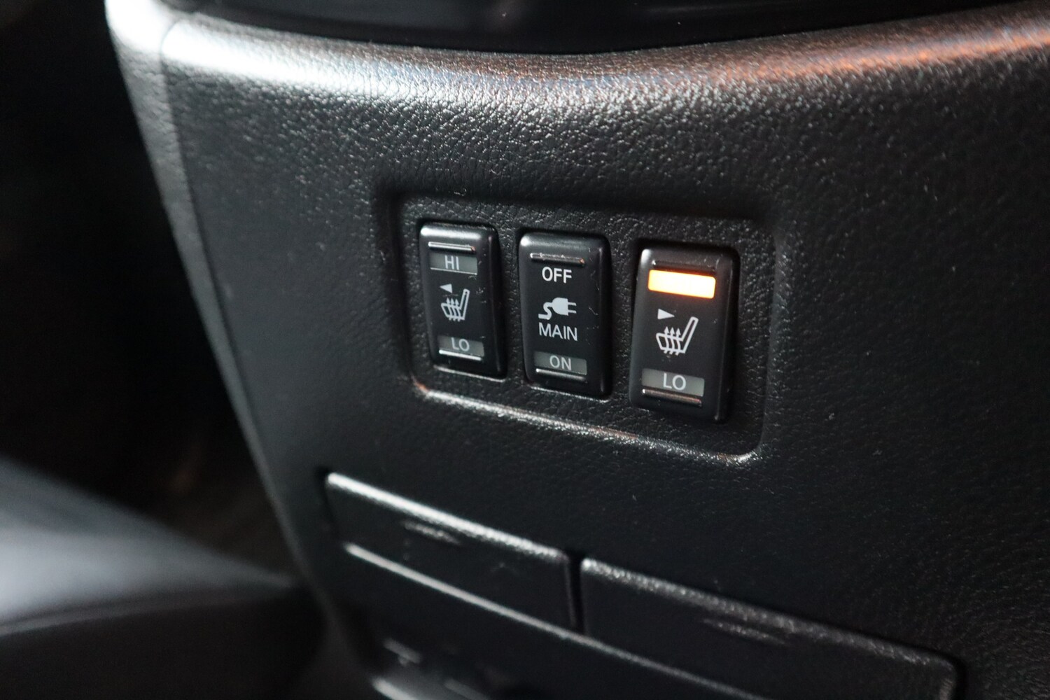 Used Nissan Elgrand 2014 for sale - 77467845: Photo 20