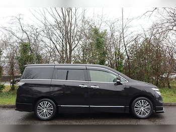 Used Nissan Elgrand 2014 for sale - 77467845: Photo
