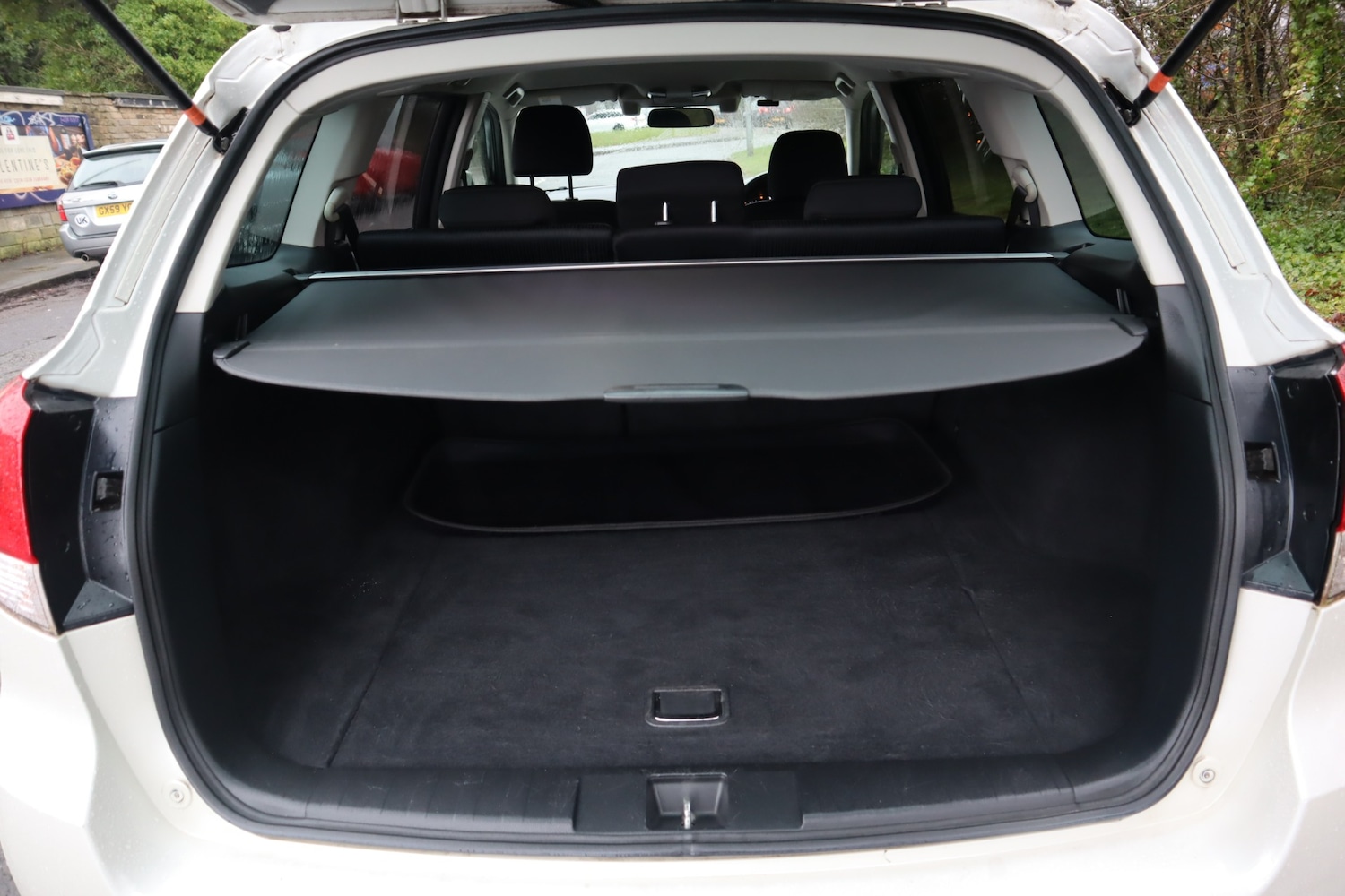 Used Subaru Legacy 2010 for sale - 77469407: Photo 13