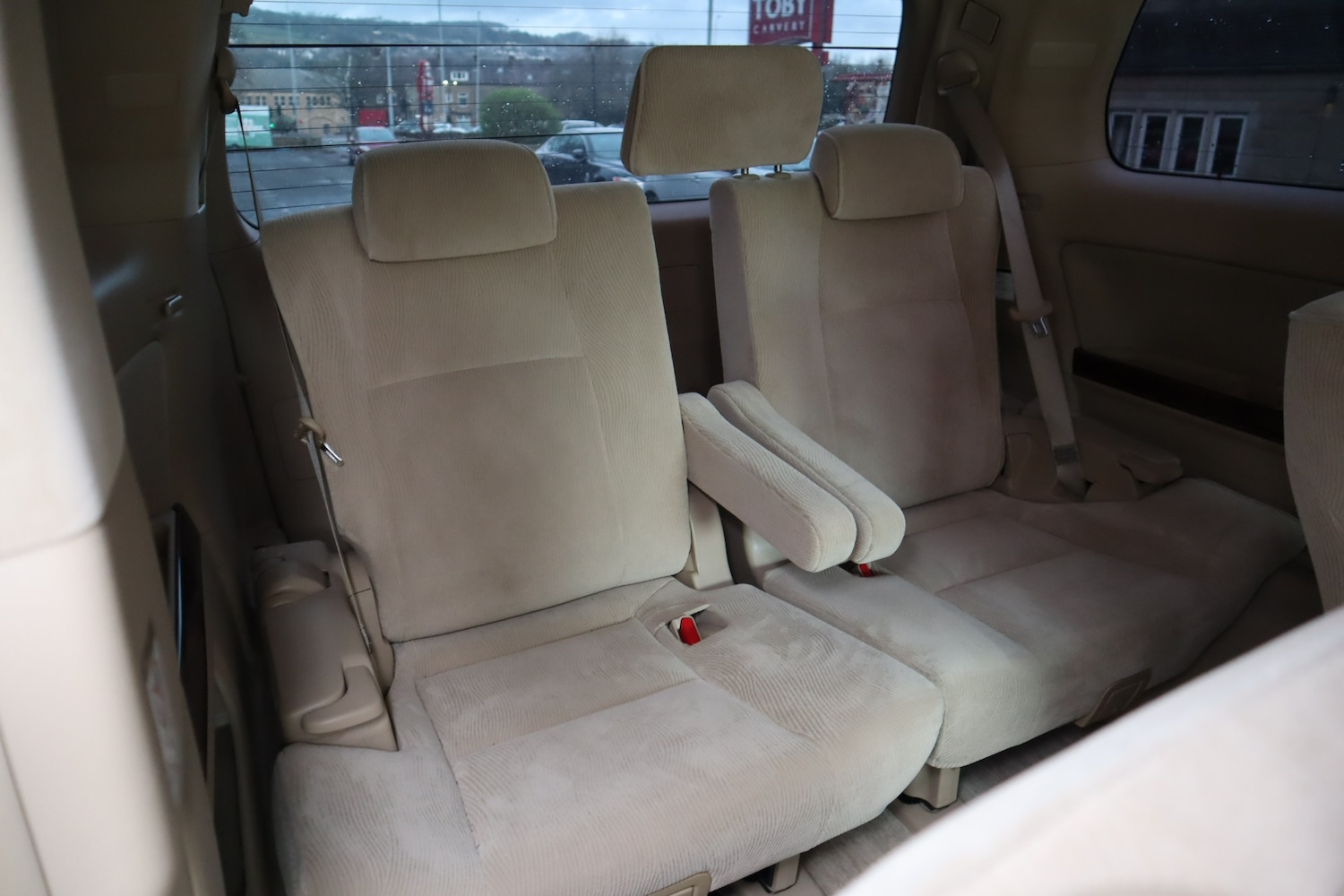 Used Toyota Vellfire 2008 for sale - 77909936: Photo 11