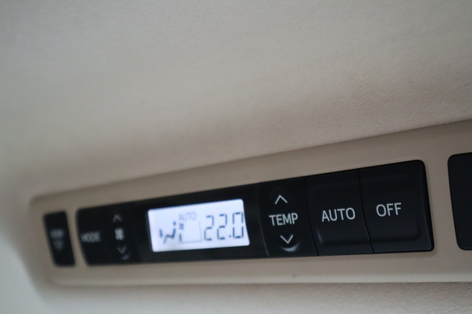 Used Toyota Vellfire 2008 for sale - 77909936: Photo 25