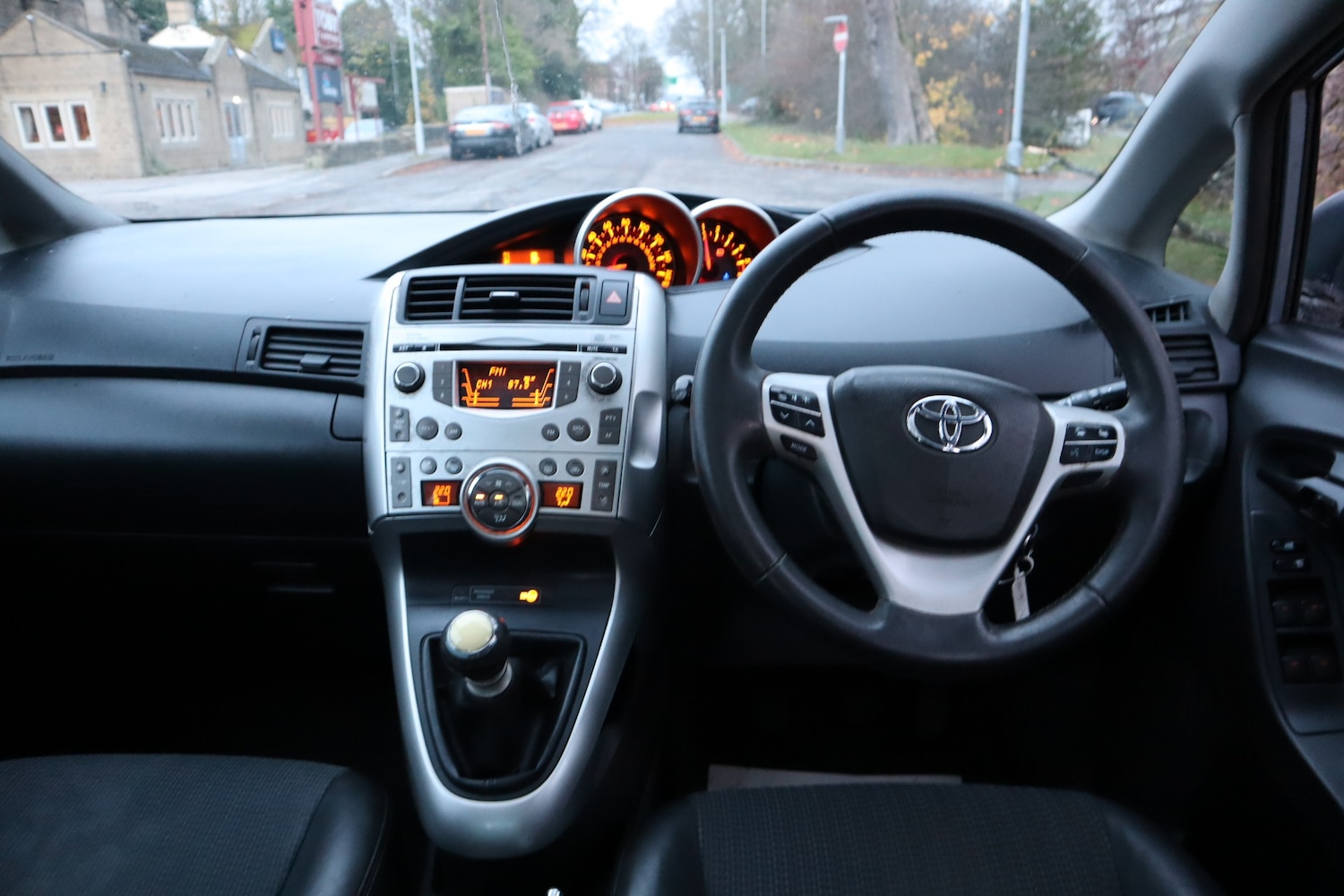 Used Toyota Verso 2011 for sale - 76584010: Photo 15