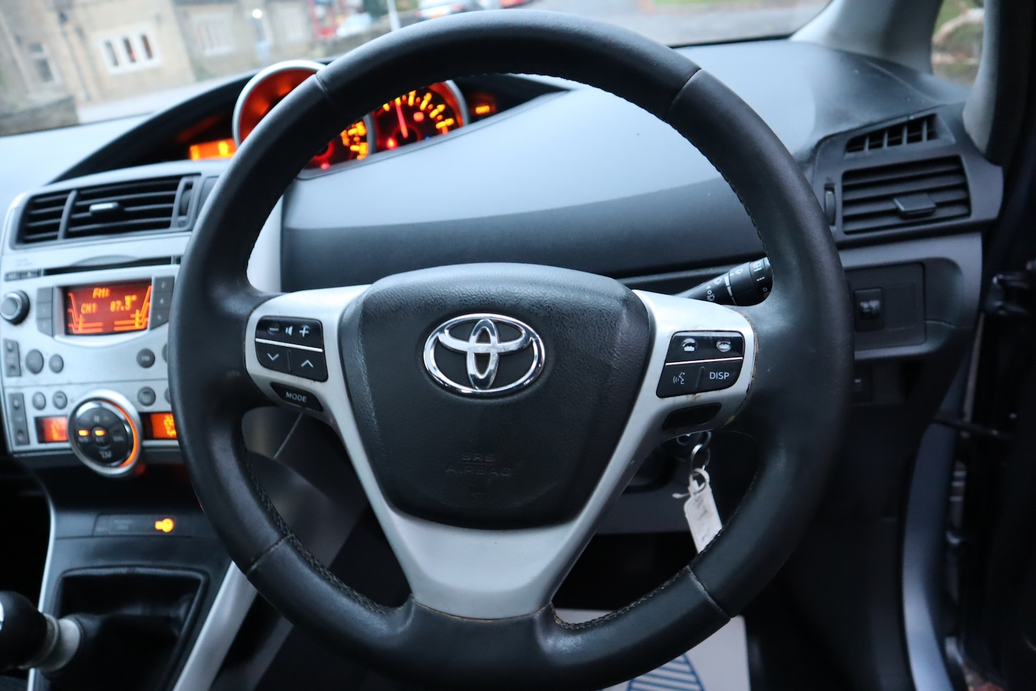 Used Toyota Verso 2011 for sale - 76584010: Photo 16