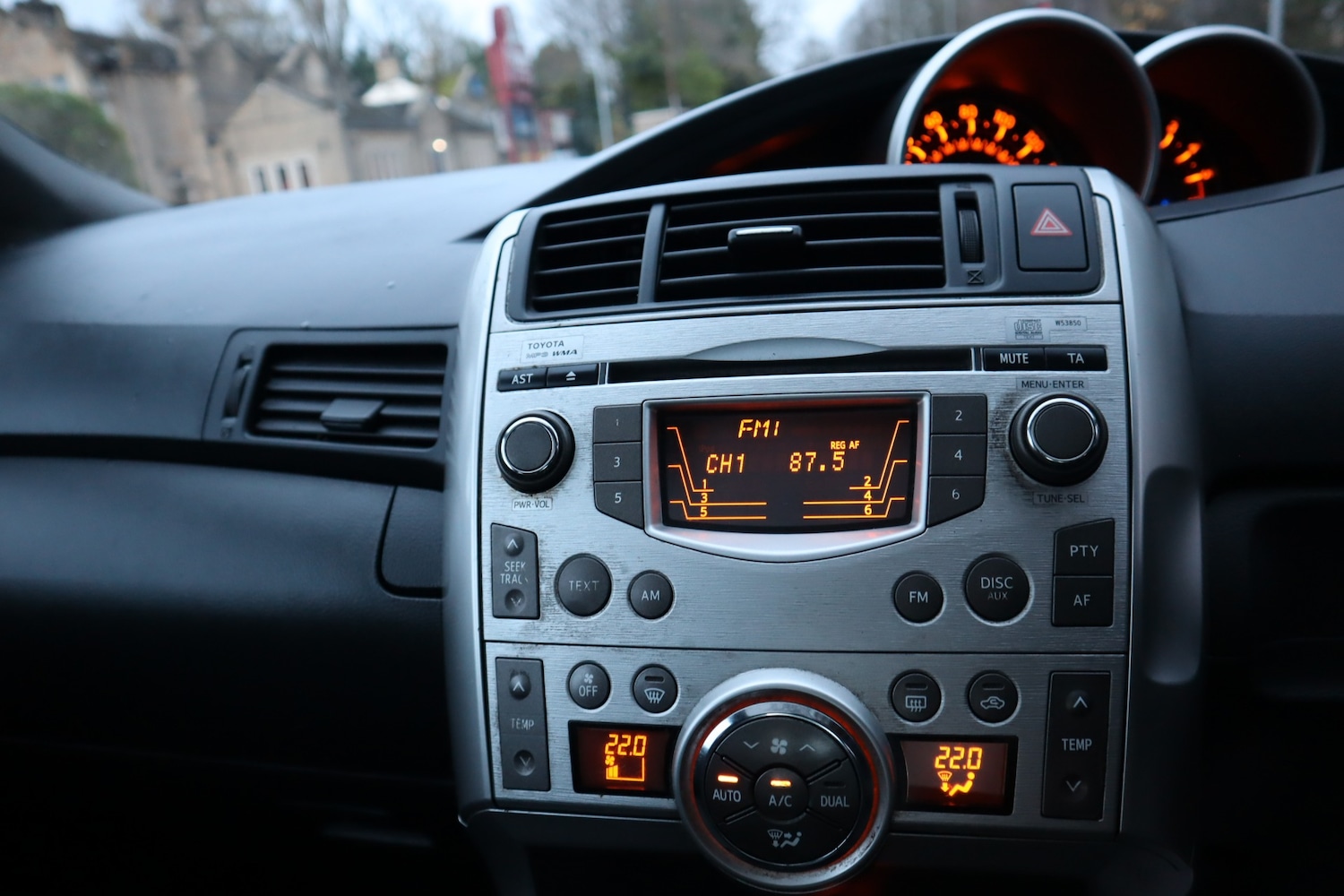 Used Toyota Verso 2011 for sale - 76584010: Photo 17