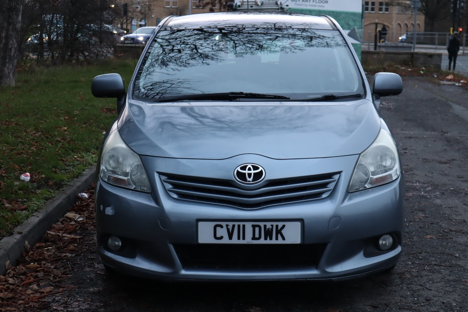 Used Toyota Verso 2011 for sale - 76584010: Photo 8