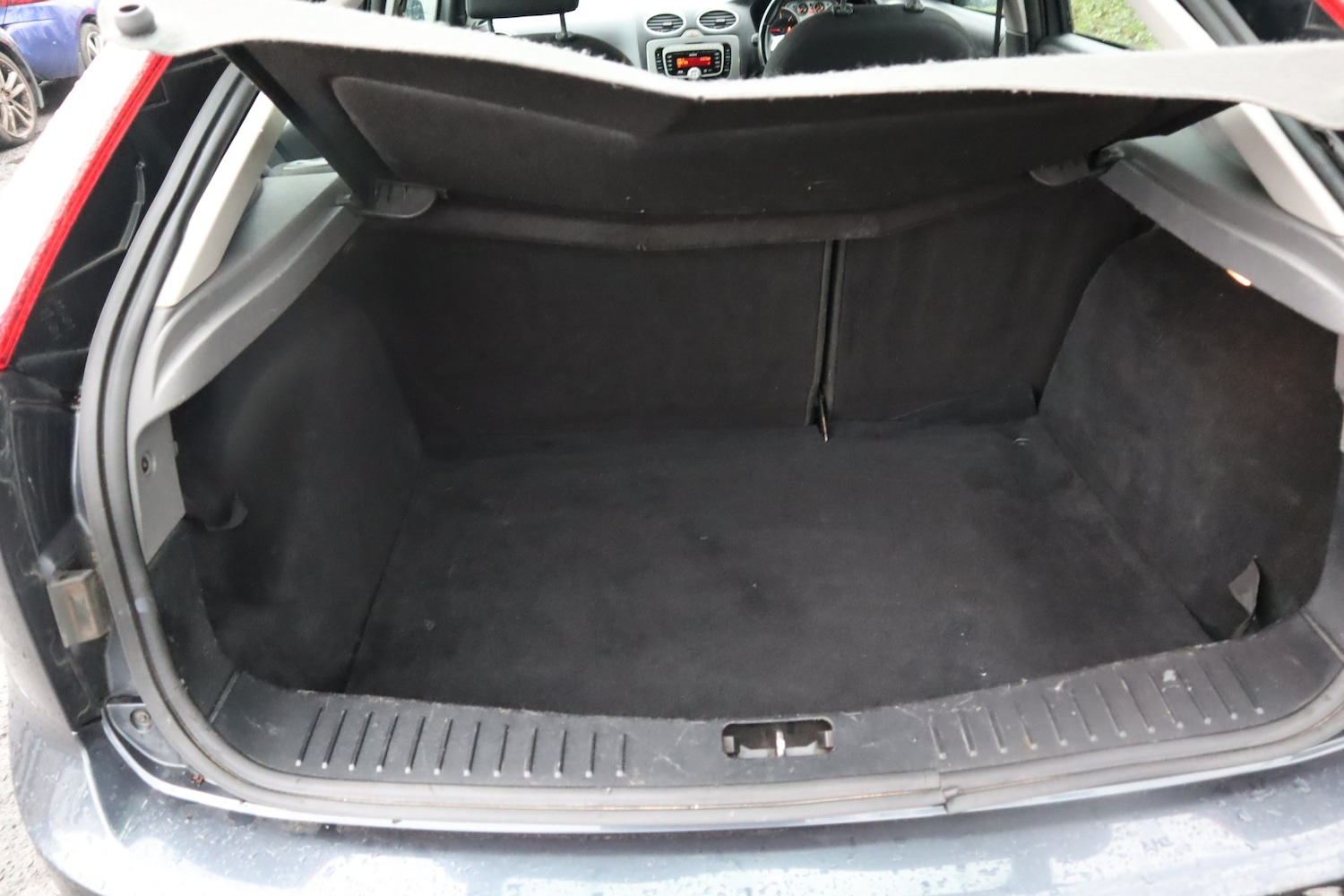 Used Ford Focus 2010 for sale - 77883624: Photo 13