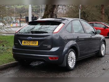 Used Ford Focus 2010 for sale - 77883624: Photo