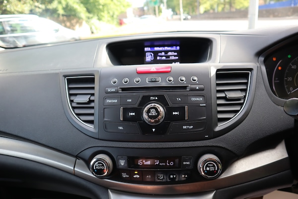 Used Honda CR-V 2015 for sale - 74811442: Photo 16