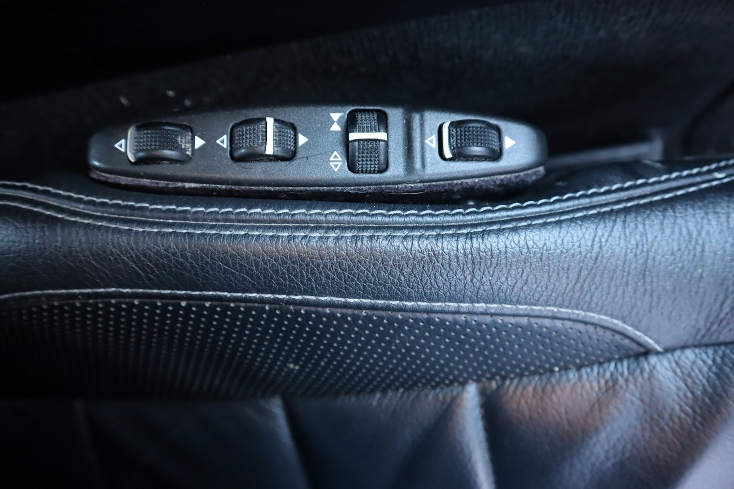 Used Mercedes-Benz E Class 2014 for sale - 76688491: Photo 17