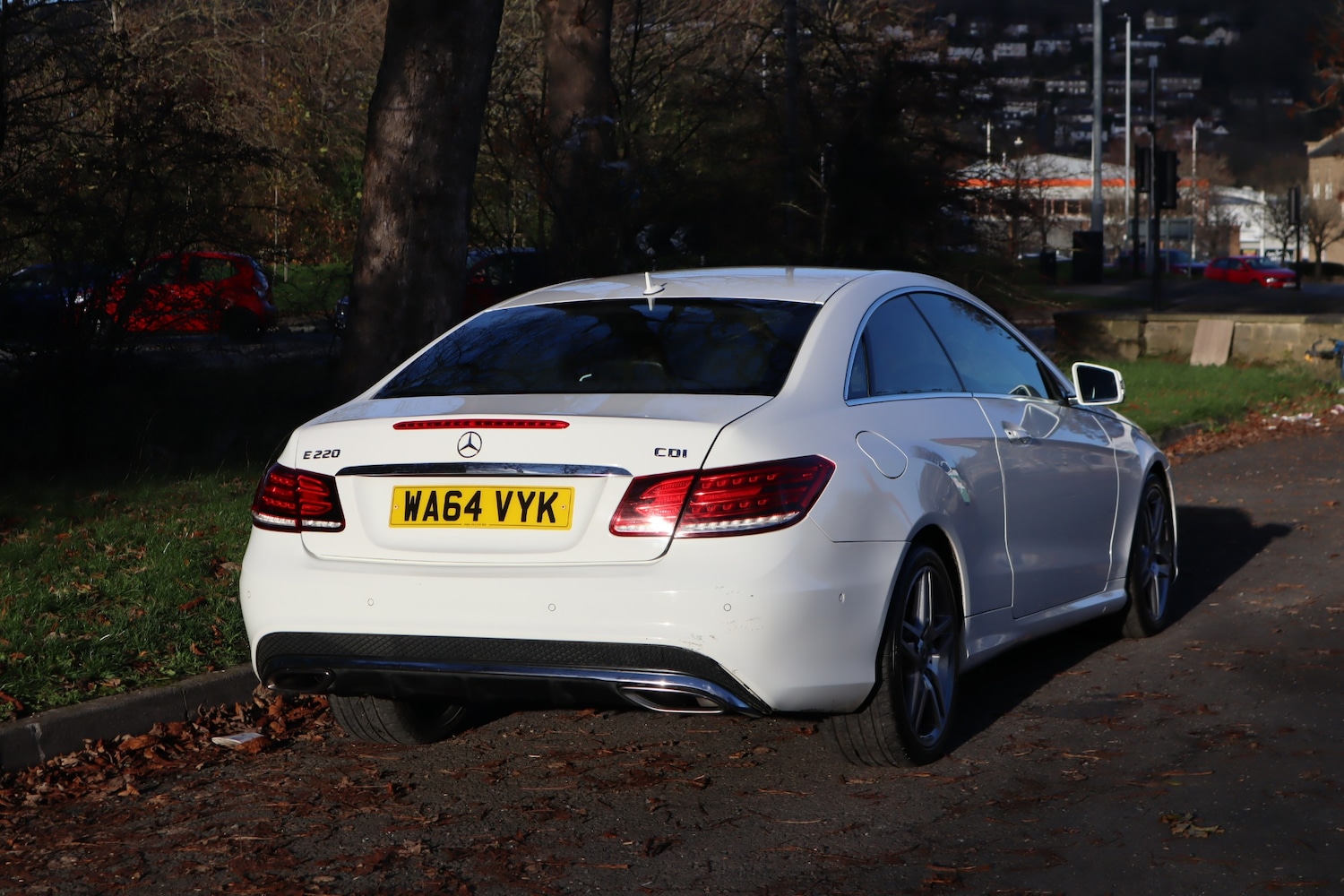 Used Mercedes-Benz E Class 2014 for sale - 76688491: Photo 3