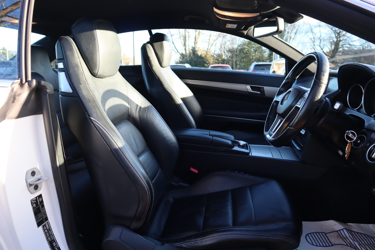 Used Mercedes-Benz E Class 2014 for sale - 76688491: Photo 9