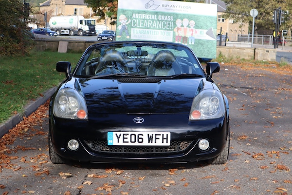Used Toyota MR2 2006 for sale - 76250688: Photo 12