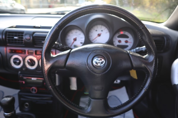 Used Toyota MR2 2006 for sale - 76250688: Photo 16
