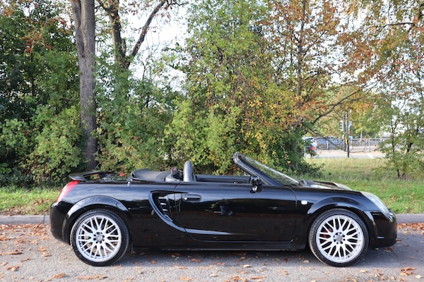 Used Toyota MR2 2006 for sale - 76250688: Photo 3