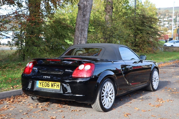 Used Toyota MR2 2006 for sale - 76250688: Photo 4