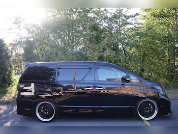 Used Toyota Vellfire 2012 for sale - 79159177: Photo