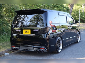 Used Toyota Vellfire 2012 for sale - 79159177: Photo