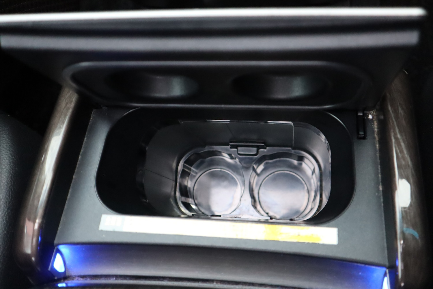 Used Nissan Elgrand 2010 for sale - 77994457: Photo 20