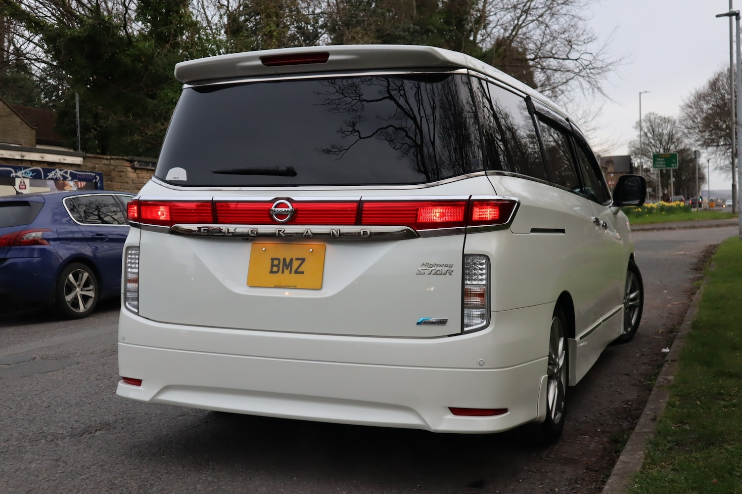 Used Nissan Elgrand 2010 for sale - 77994457: Photo 25